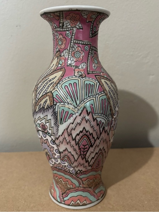 Glazed Ceramic Famille Rose Pink Flame Stitch Patterned Chinoiserie Vase 8” Sm - Picture 4 of 9
